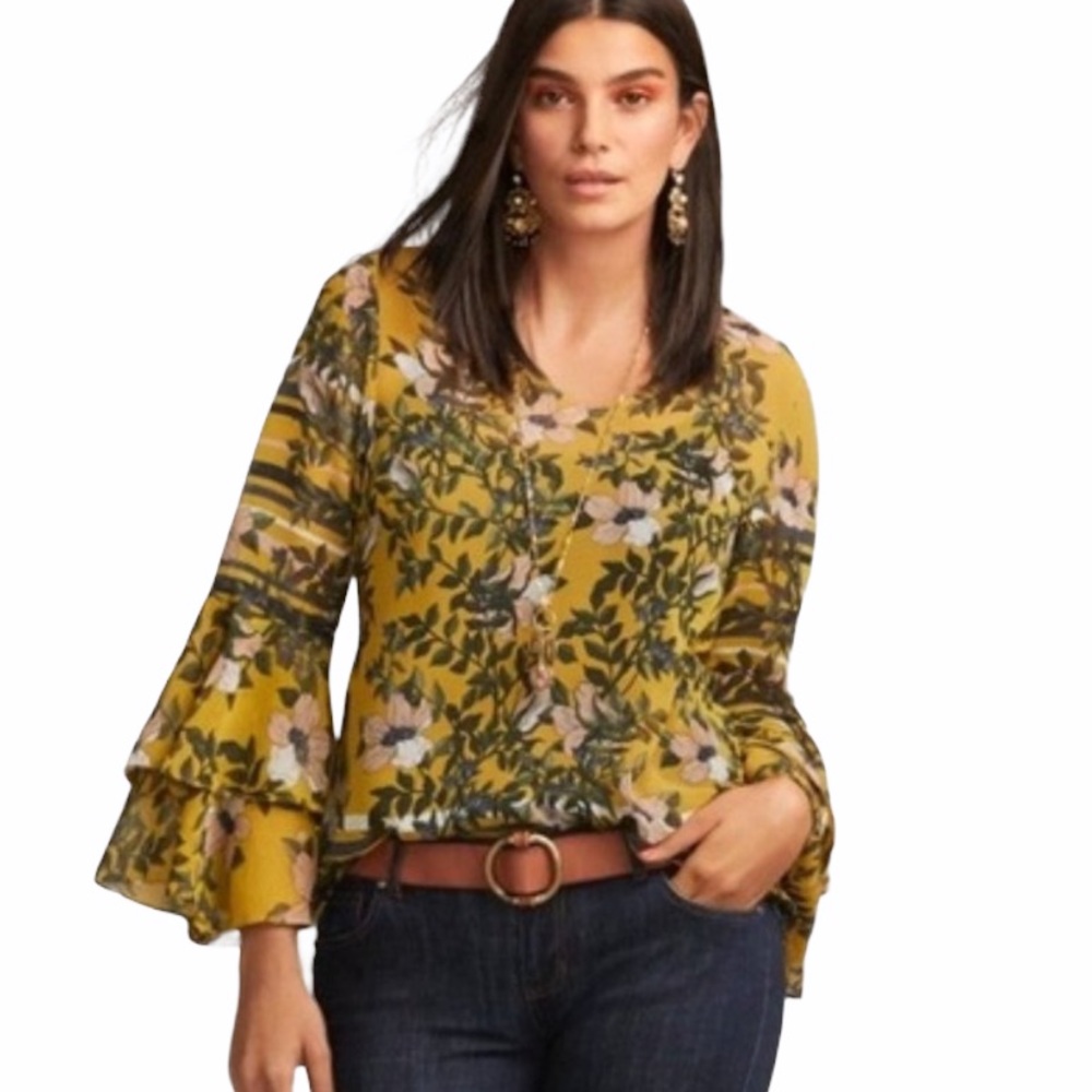 CABI woman size XS floral scene blouse floral flutter sleeve yellow top shirt